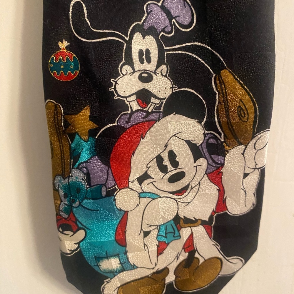 Disney tie